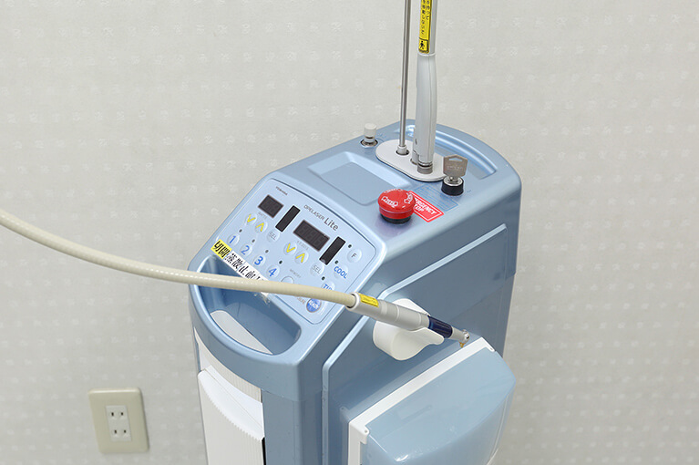 レーザー治療器